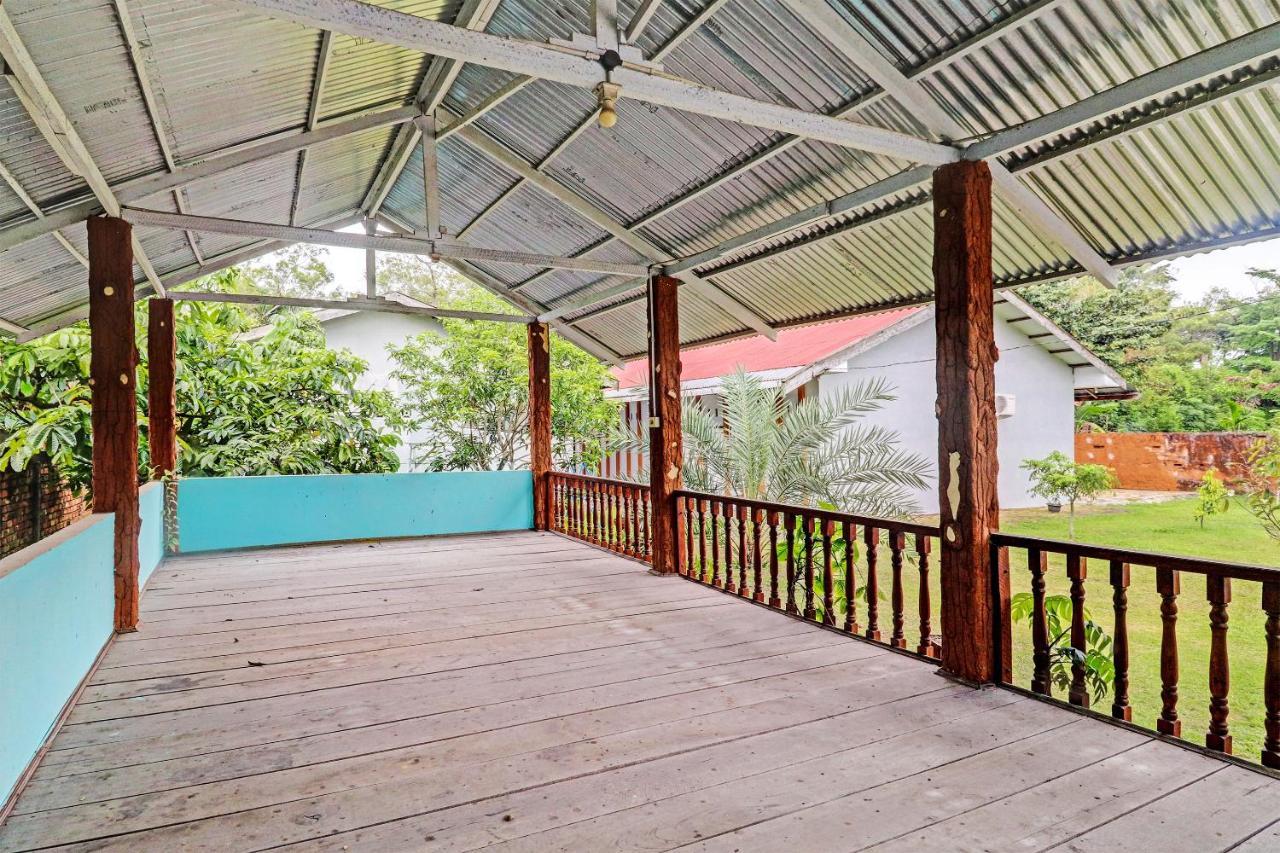Готель Oyo 92056 Asri Kost Syariah Джамбі Екстер'єр фото